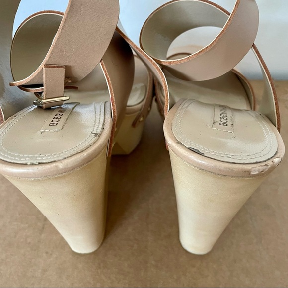 BCBGMaxAzria Tan Platform Wedge Sandal Sz 7.5 - Picture 8 of 10